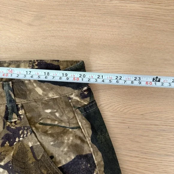 NWT PrettyLittleThing Camo Print Denim Cargo Shorts 16 Jorts Baggy Y2K Plus Size - Picture 9 of 12
